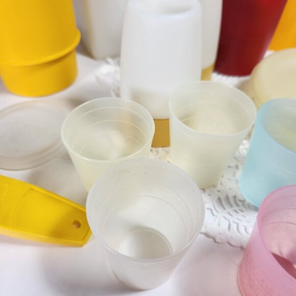 Vintage Tupperware Lot Replacement Cups Egg Cups Seperator Bowl Garlic K… - Picture 13 of 16